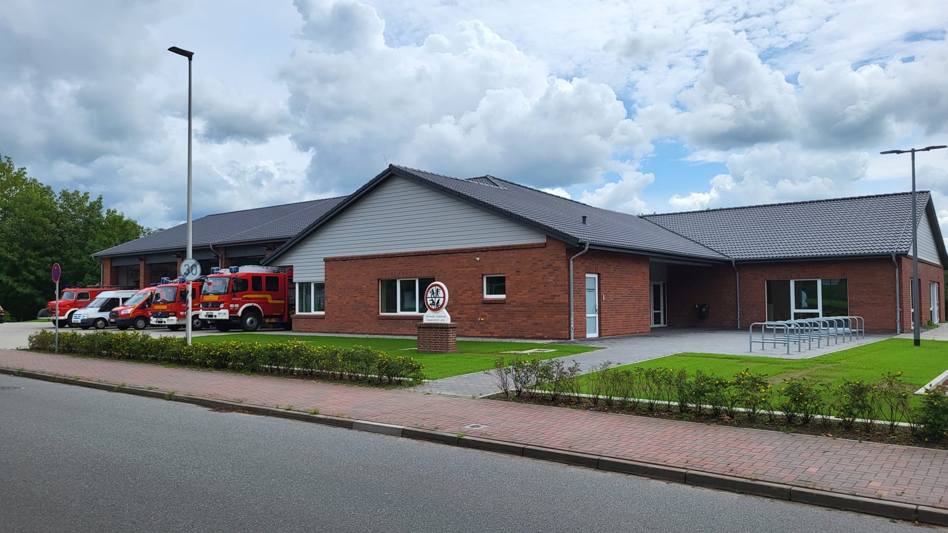 Feuerwehrgerätehaus Hemmingstedt-Lieth, Bahnhofstraße 66